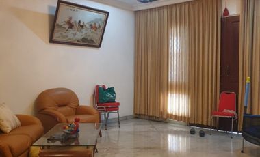 Rumah danau Sunter selatan bisa u/cafe,resto, klinik