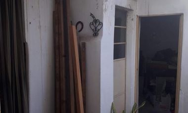 LOTE CON 2 PROPIEDADES