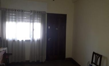 LOTE CON 2 PROPIEDADES