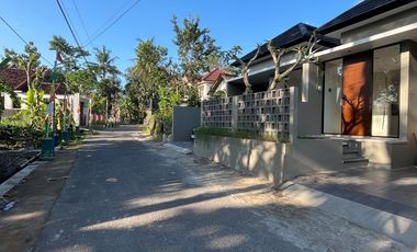 dijual rumah di sleman dekat smp negeri 1 Sayegan dan kantor kepanewon