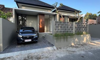 dijual rumah di sleman dekat smp negeri 1 Sayegan dan kantor kepanewon