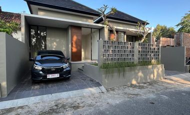 dijual rumah di sleman dekat smp negeri 1 Sayegan dan kantor kepanewon