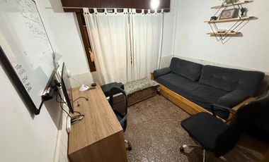 Venta- Pacifico Rodriguez 6167 -  Casa 4 amb.