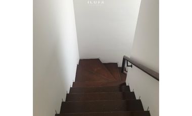 disewakan townhouse 3br area kebayoran baru jaksel