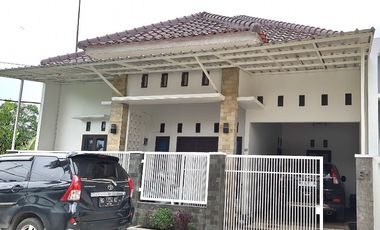 Dijual Rumah Cantik Furnished Perum Sriwijaya Residence Palembang