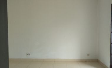 Rumah Minimalis, cantik, siap huni dekat stasiun LRT