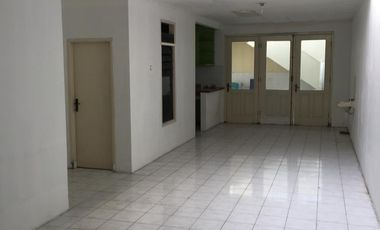 Rumah Yos Sudarso Sidoarjo