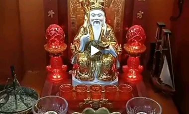 Dijual Rumah Mewah 140/136 Jl Enim Demang lebar Daun Palembang