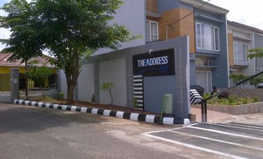 Dijual Rumah Mewah 140/136 Jl Enim Demang lebar Daun Palembang