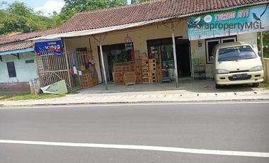 DIJUAL TEMPAT USAHA STRATEGIS JL. BANDONGAN KOTA MAGELANG