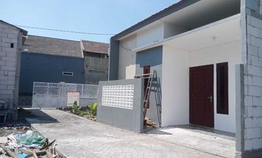 Rumah baru luas 42 m2 harga 290 juta di Wedoro,Waru,Kabupaten Sidoarjo