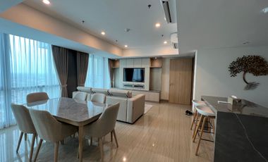 Sewa Apartemen Millennium 3+1 BR, View Golf & Private Lift