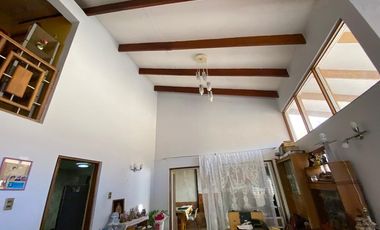 Casa con Espacio Comercial -POBL MAGISTERIO