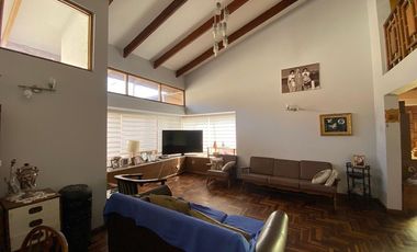 Casa con Espacio Comercial -POBL MAGISTERIO