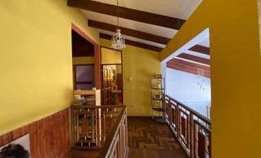 Casa con Espacio Comercial -POBL MAGISTERIO