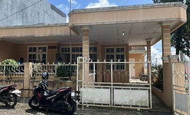 Rumah Tinggal Suasana Asri di Cipanas Puncak