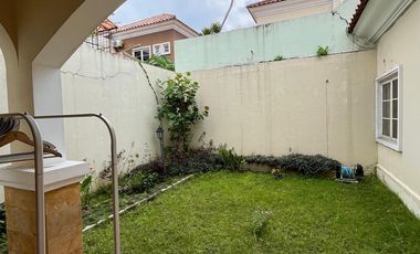 dijual rumah mewah perumahan elite casa grande maguwoharjo sleman