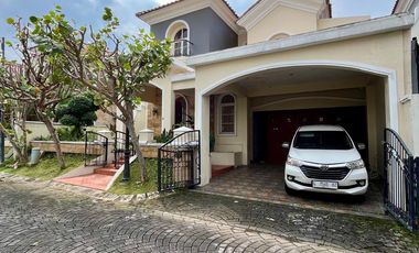 dijual rumah mewah perumahan elite casa grande maguwoharjo sleman