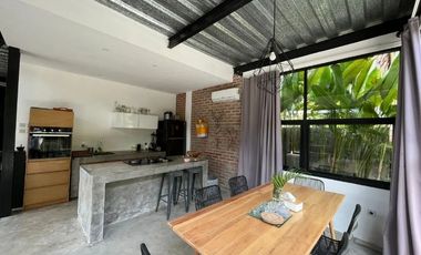 Luxury villa modern minimalis , cocok untuk investasi atau pribadi