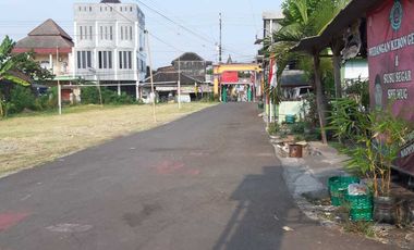 Dijual gedung pertemuan di Ngringo Palur Solo, cocok untuk resepsi dan