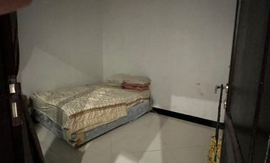 Dijual Rumah Modern 3 lantai Regency