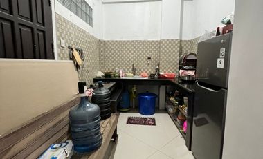 Dijual Rumah Modern 3 lantai Regency