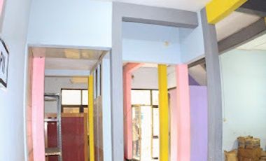 0753 - Disewakan Rumah 4 Lantai di Siwalan Kerto Surabaya