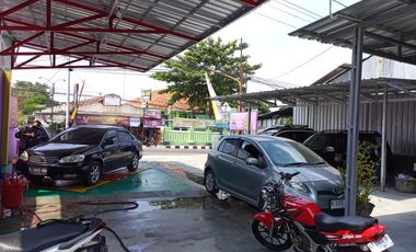 Rumah SHM Plus Usaha pinggir Jl Kaliurang km 17 dekat FASUM