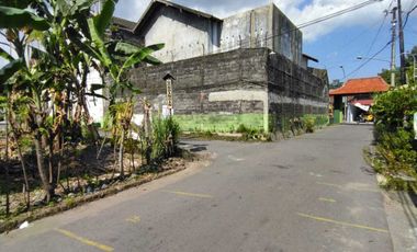 JUAL TANAH DAN BANGUNAN PINGGIR JALAN RAYA KALIURANG