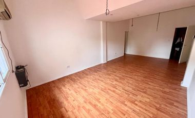 Alquiler- Independencia 4734 - Oficina