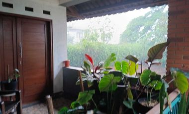 Rumah bagus di setiabudi regency harga terbaik