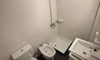 Alquiler- Witcomb  2741- Depto  3 amb  Villa Ballester.