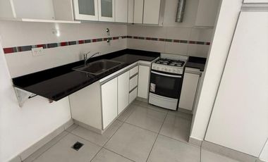 Alquiler- Witcomb  2741- Depto  3 amb  Villa Ballester.