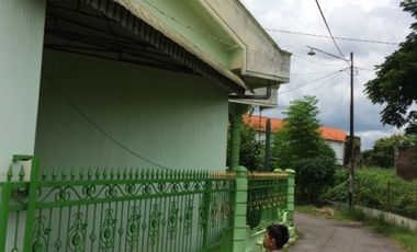 Dijual Rumah Kost dekat Unmer Kota Madiun