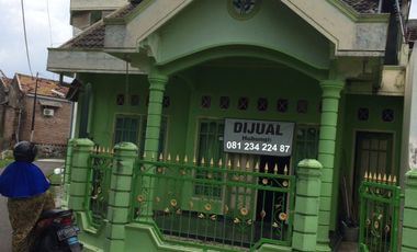 Dijual Rumah Kost dekat Unmer Kota Madiun