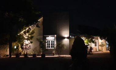 Di Jual Rumah rasa Villa di Mulyaharja,Bogor Selatan.