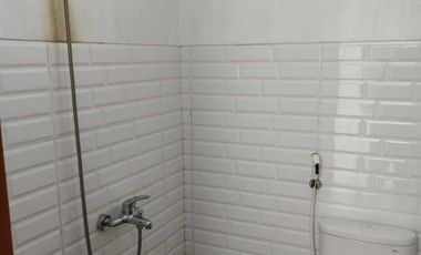 Dijual Rumah 2 lantai luas & strategis,cocok untuk home industry, Lt 1