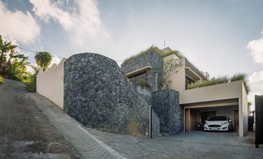 VILLA MEWAH 4BR SUASANA ALAMI SANGAT MEWAH TENANG DI BEDUGUL BALI