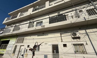 Alquiler- Italia y Alsina - Depto 2amb