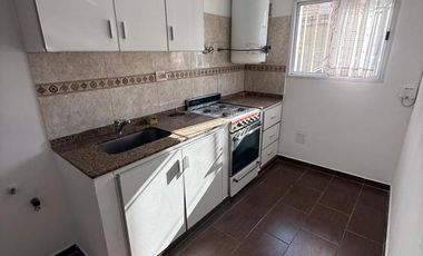 Alquiler- Italia y Alsina - Depto 2amb