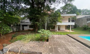 Disewakan Rumah mewah jakarta selatan kemang timur