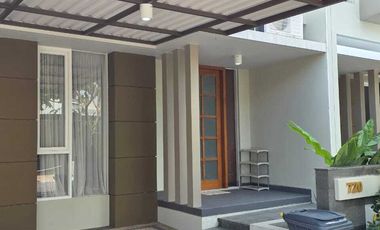 dijual rumah di sleman dalam perum vasana di jakal km 7 condong catur