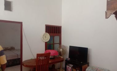 RUMAH MINIMALIS SAWOJAJAR DEKAT KOTA DAN TOL