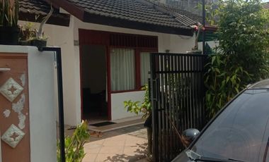 RUMAH MINIMALIS SAWOJAJAR DEKAT KOTA DAN TOL