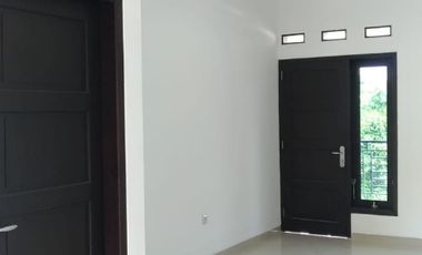 Rumah Mewah di Makam Haji Solo