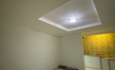 Disewakan Rumah Bangunan Baru di Kemanggisan Palmerah Jakarta Barat