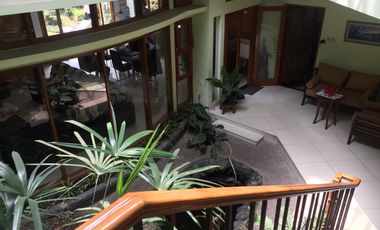 Rumah bagus Jarang ada di Setraduta Bandung