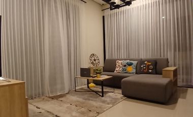 Dijual vila istimewa Taman dayu