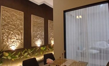 Dijual vila istimewa Taman dayu