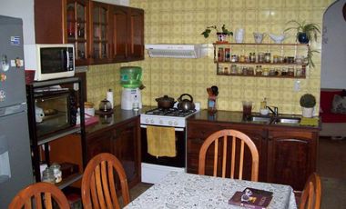 GALPON 240 M2 y DEPTO 2 AMB